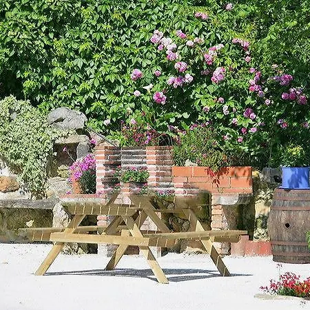 בית כפרי La Xica Ll *