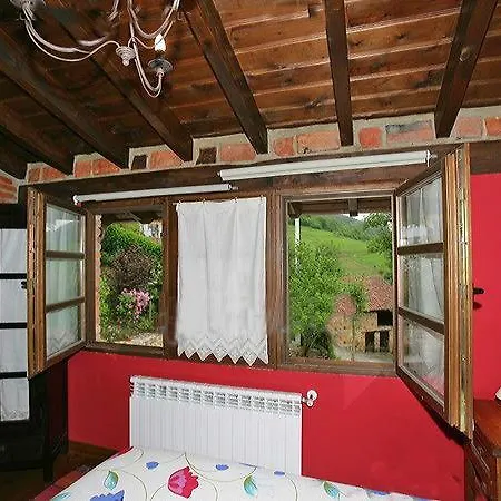 La Xica Ll Gospodarstwo wiejskie *